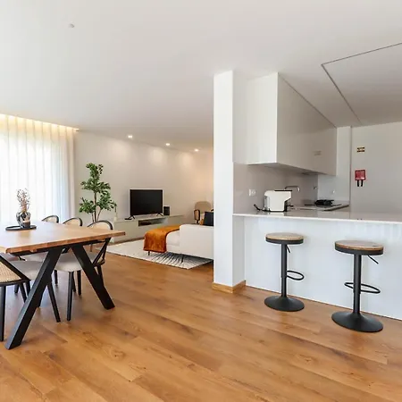 Appartement Viana's Heart - Spacious Modern Ap. Near Center *