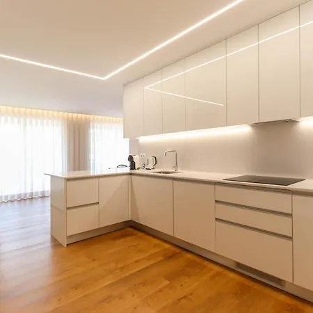 Appartement Viana's Heart - Spacious Modern Ap. Near Center Viana do Castelo
