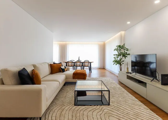 Viana's Heart - Spacious Modern Ap. Near Center * Viana do Castelo