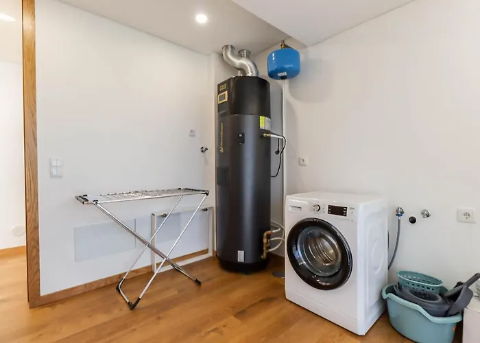 Viana's Heart - Spacious Modern Ap. Near Center Appartement