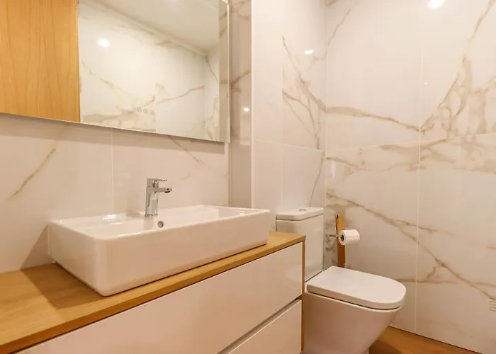 Viana's Heart - Spacious Modern Ap. Near Center Viana do Castelo