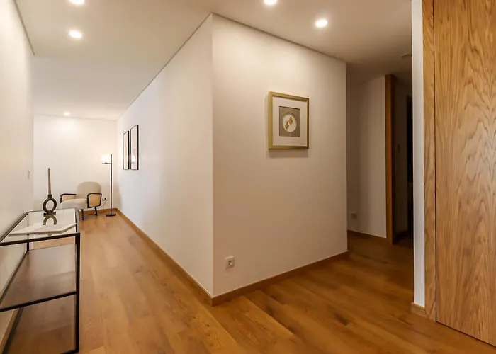 Viana's Heart - Spacious Modern Ap. Near Center Appartement