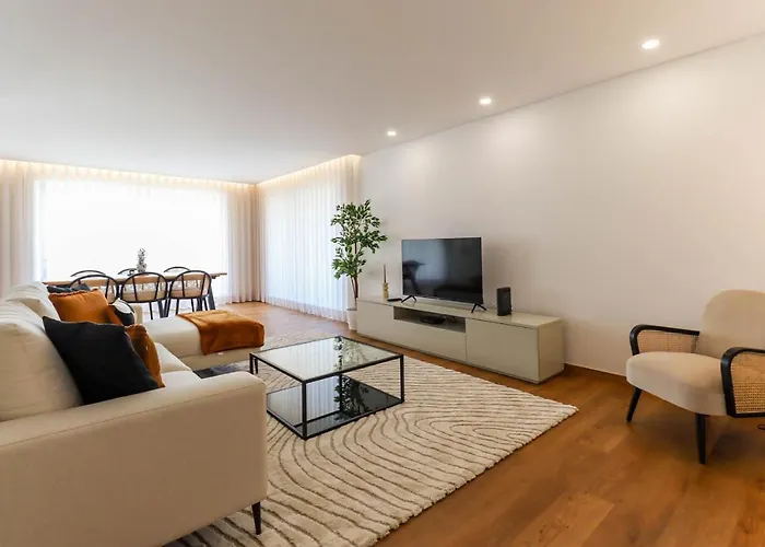 Viana's Heart - Spacious Modern Ap. Near Center Viana do Castelo