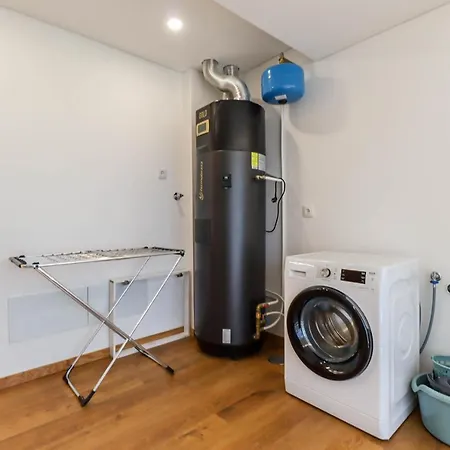 Viana's Heart - Spacious Modern Ap. Near Center Apartamento