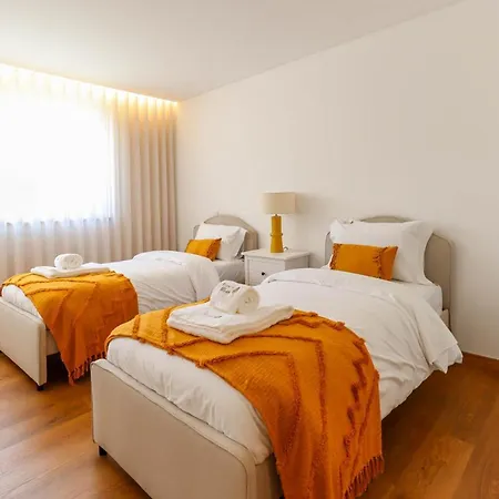 Viana's Heart - Spacious Modern Ap. Near Center Apartamento