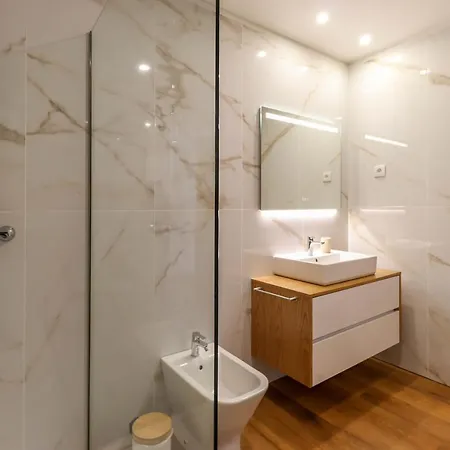 Viana's Heart - Spacious Modern Ap. Near Center Apartamento *