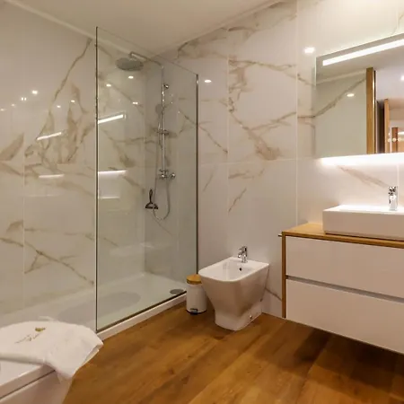 Viana's Heart - Spacious Modern Ap. Near Center Apartamento *