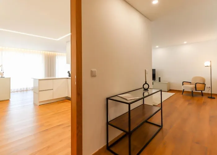 Viana's Heart - Spacious Modern Ap. Near Center Apartamento *