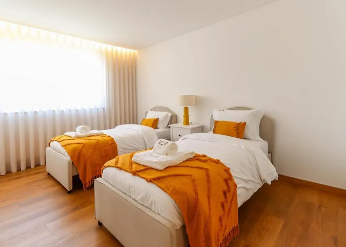 Viana's Heart - Spacious Modern Ap. Near Center Apartamento