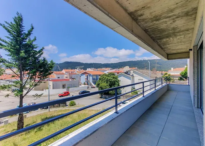 Apartamento Viana's Heart - Spacious Modern Ap. Near Center *